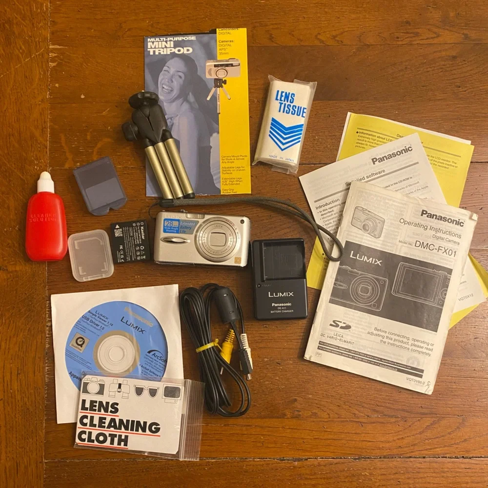 Panasonic Lumix DMC-FX01 Digital Camera Battery &  Charger + Accessories Silver